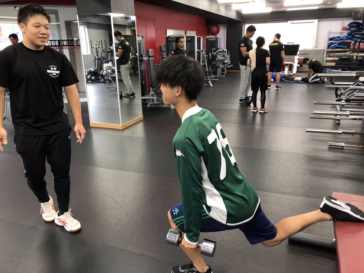 jikeitsr's tweet photo. #水曜パーソナルトレーニング
夏休み明けて今週から営業スタートしました✨幅広い年齢層の方に利用していただいています🏋🏻♂️来週も元気に営業しています💪🏻ご予約お待ちしています🗣 #CLUBTSR #TSRトレーナー #筋トレ #パーソナルトレーニング #ダイエット https://t.co/G2ftd5W4xp