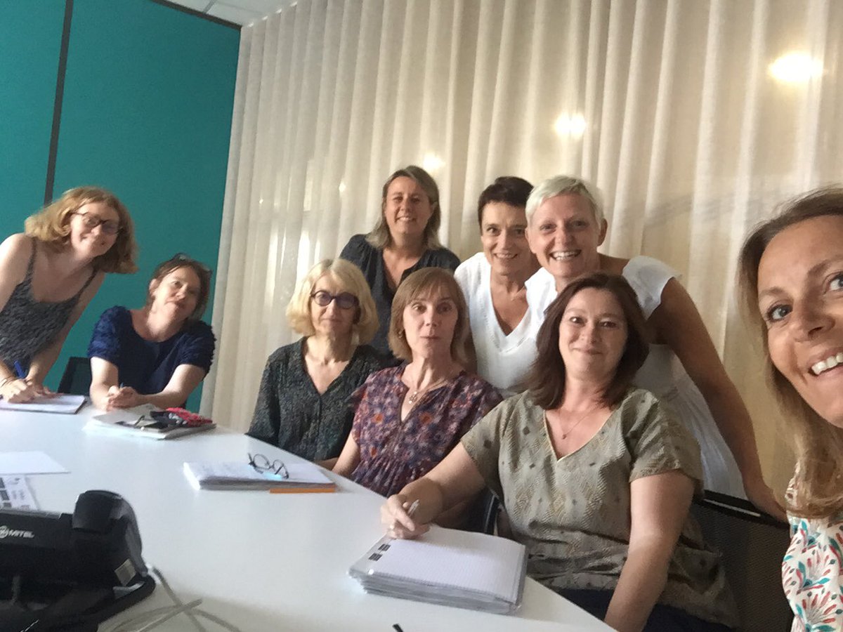 GaillardAL's tweet photo. Les hommes préparent la rentrée scolaire ... Réunion DAF - DSC à SA 100% femmes #women’steam 
 @SuravenirASSUR https://t.co/I58Oi5kUvb