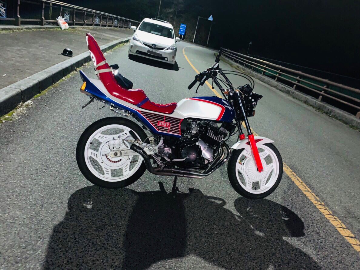XroXkw's tweet photo. なかなか売れないので値下げします‼️
90です！
値下げも考えます。

気になる方DMお願いします🙇‍♂️ https://t.co/Sj9Qre3WFr