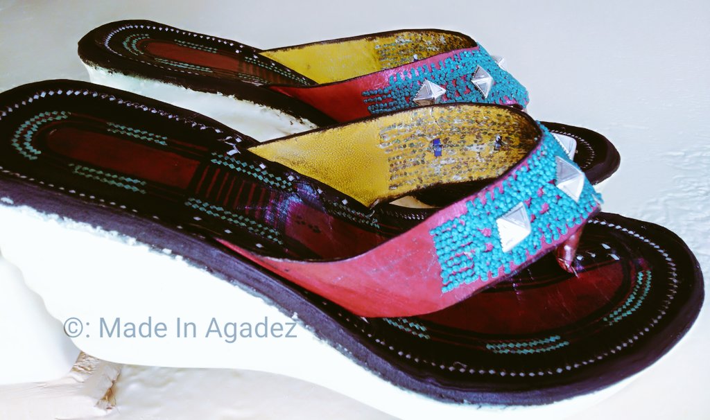 MadeInAgadez's tweet photo. #Teghateme (#Balka) représentent la touche féminine par excellence de votre tenue vestimentaire.
Pour vous distinguer, n'hésitez pas à miser sur nos modèles originaux, qui donneront à votre tenue un éclat.
Whatsapp : 0022793889558
📩 : madeinagadezco@gmail.com https://t.co/mV43LVa99J