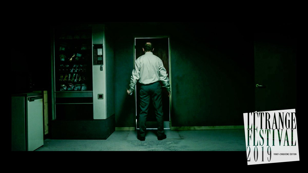 thirdhandshort's tweet image. We’ll also be screening @etrangefestival in a couple of weeks as part of their 25th anniversary. A very cool programme to be featured in.
#horrorfilm #shortfilm #SupportIndieFilm #filmmaking #horrorfans #FilmFestival @PromoteHorror