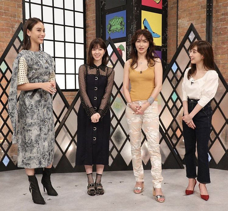 アリサ 田中みな実ちゃんのグータンヌーボの衣装zaraとかの日もあるのがよい グータンヌーボの公式インスタファッション見るためだけにフォローしている T Co Zmppb4itd5 Twitter