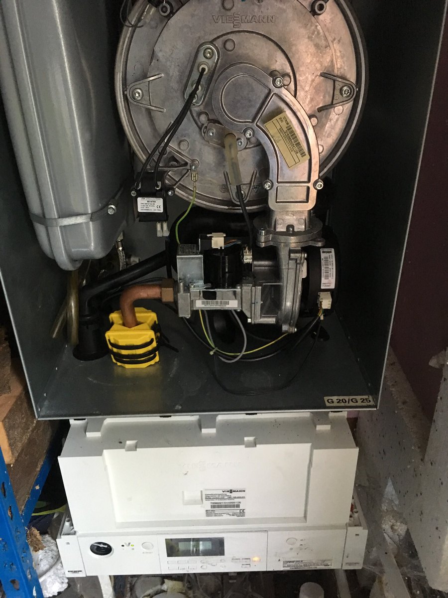 762Andy's tweet image. My Viessmann boiler stripped and cleaned. Only works the heating on Lpg.  Wait for more gas for combustion check.. 
it’s connected to a @Spirotech #spirocross controls a clever Warmworld Data therm. @ViessmannUK