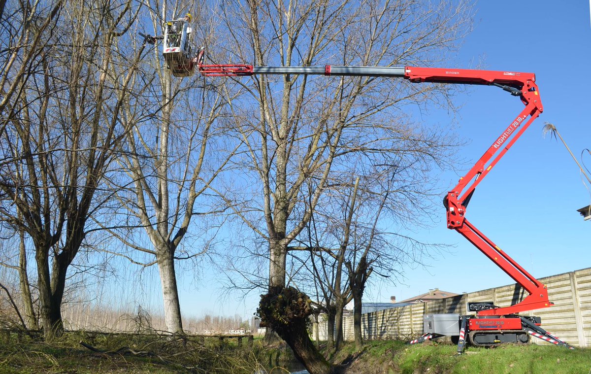 IPSParts's tweet photo. The Hinowa Lightlift 20.10 tracked boom features a working height of 20.1m and horizontal outreach of 9.7m - it's perfect for a range of applications! Find out more from our website today ๐ ๐ https://t.co/YCO6uUsezD #APSSales #Hinowa #TrackedBoom #Application https://t.co/iKHqRFu0B0
