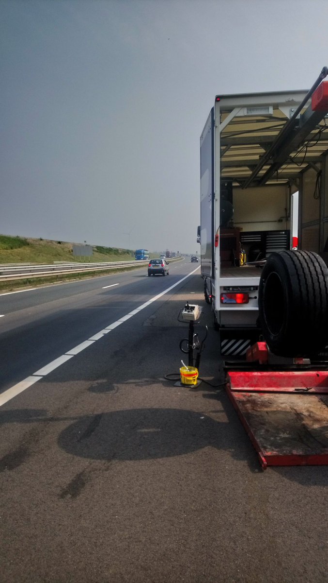 BEVRI staat voor SERVICE! Deze kan z'n weg weer vervolgen. 👍🏼 #pechservice #klapband