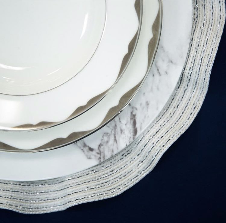 Marble and silver table decor, the perfect touch to create a striking event😍 Available for rent on our website, bit.ly/2xJzna0 ✨ #weddinginspirations #uaewedding #saudiwedding #kuwaitwedding #qatarwedding #whitewedding #classicstyle #weddingplanners #partysocialuae