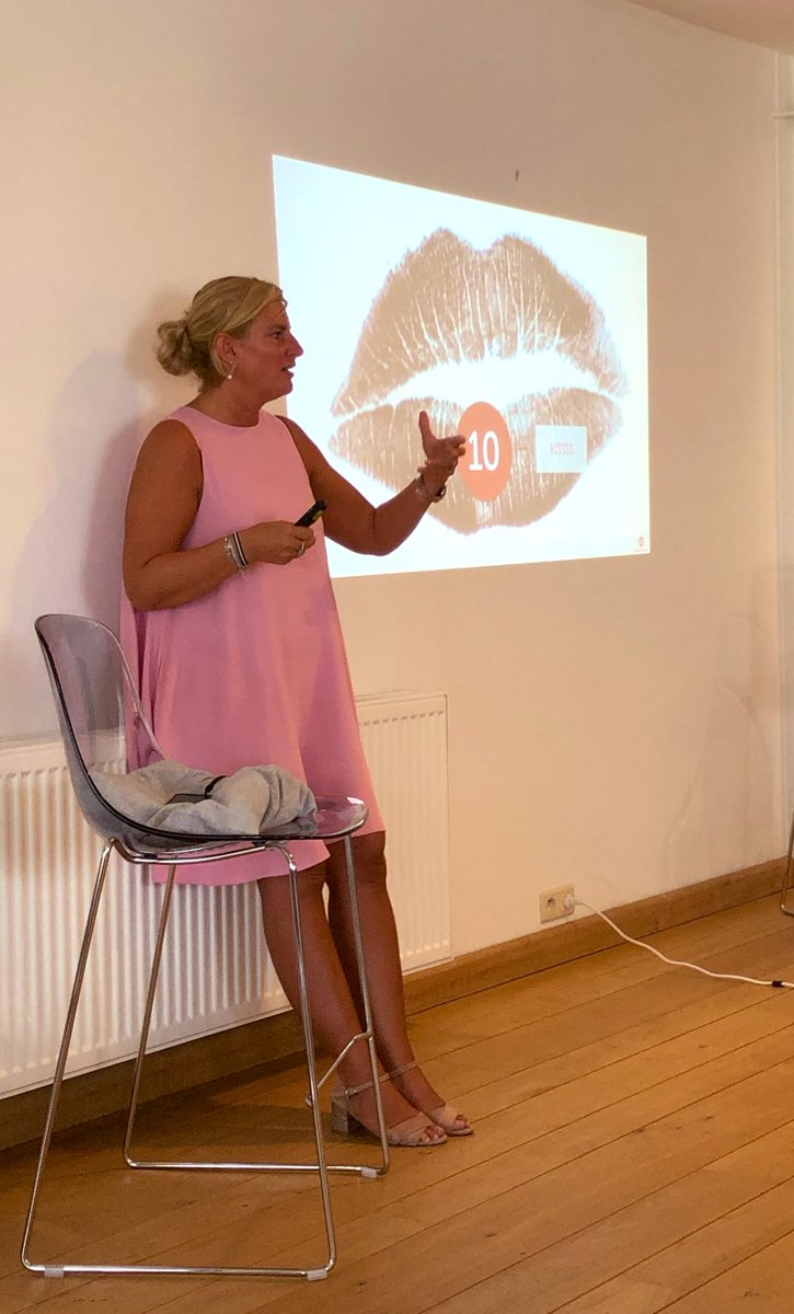 #BoilCamp2019 Une des 10 grandes tendances du métier des RH, appliquer le KISSS - Keep it Simple, Short, Straight to the point, Sustainable &amp; Sexy 😊 <a href="/Happy_Laurence/">Laurence Vanhée</a> <a href="/Happyformance/">Happyformance</a> <a href="/LoftOffiz/">LoftOffiz</a>