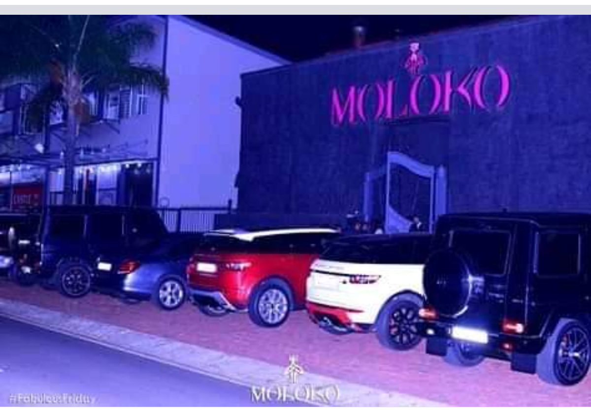 BitesChillie's tweet photo. WHAT A WAY TO SIGN OFF #WomensMonth2019💆 is style @MolokoPretoria #weekendvibes 
#FabulousFriday ft @SimzNgema_
#XclsvSat ft #ladynight 
#AnyGivenSundae
@Thabang_Den 
@MichelleForbes_ 
@icon_gallery 
@GraciaLindiwe 
@MaimelaBoipelo 
@slaykruger 
@Rebecca13609526 
IM IN  👇🙌🙋 https://t.co/6nvFz7xhom