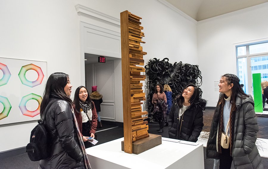 ‘36% think arts and culture are “essential to life”.’ Visiting art galleries makes you happy, new study finds ow.ly/aaHu50vM61K