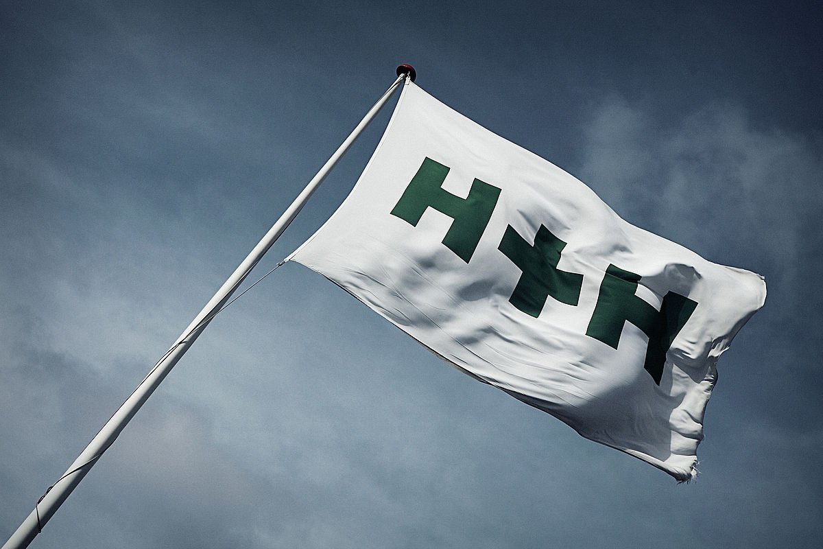 H h international a s. H h international a s. линейный завод h&h. логотип h на зеленом фоне. логотип с буквой h.