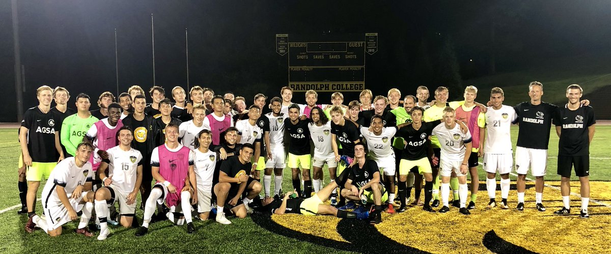 RCMensSoccer's tweet photo. Finished up our pre-season games with a 4-1 win over @AGSoccerAcademy last night. 2 more practices until we kick off the season for real #Hardwork #TeamFirst #Love https://t.co/74WhDHevRF