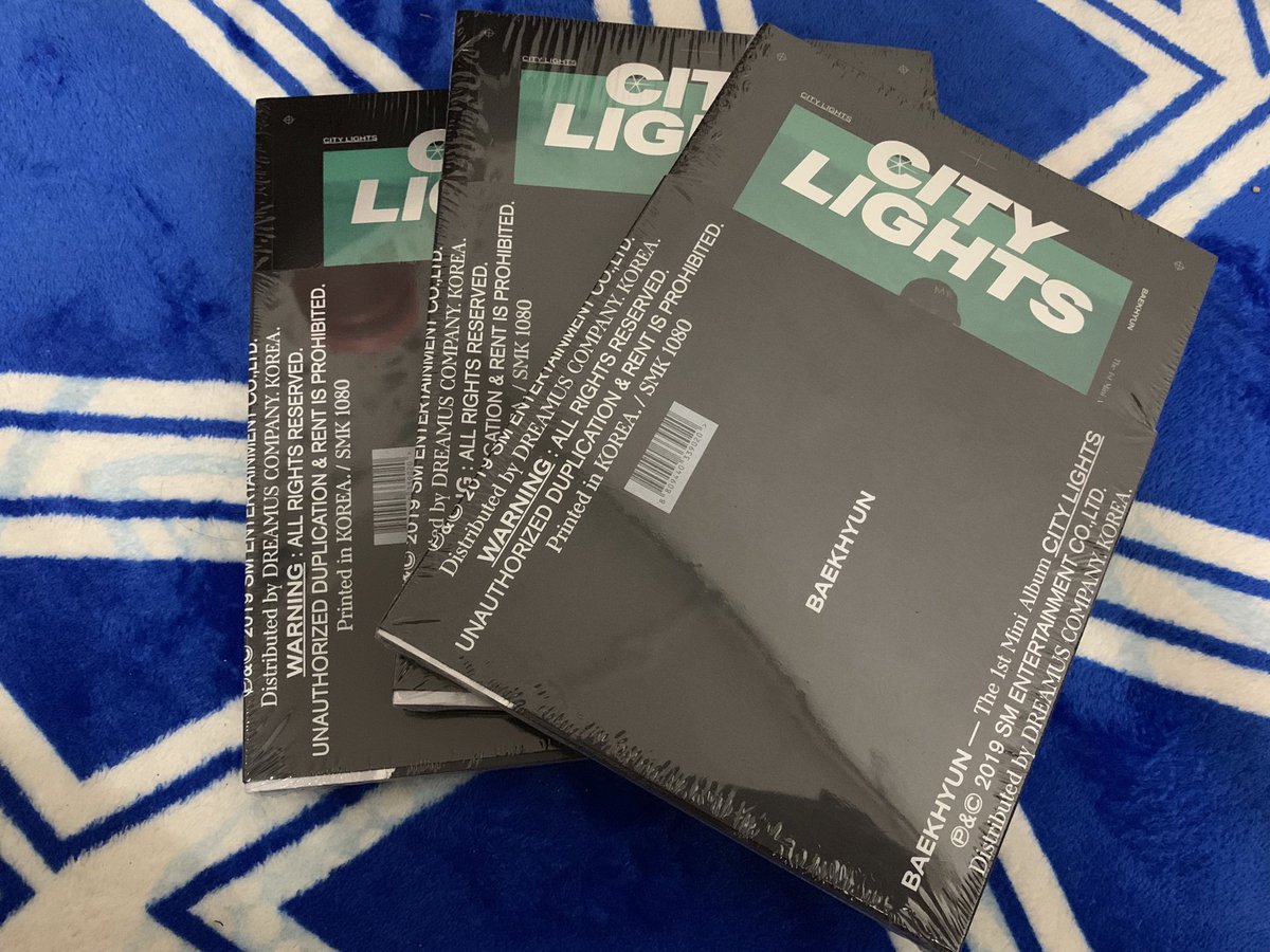 burningdyo's tweet image. Walaupon sume nak preorder superm baekhyun, im letting go this sealed night version of city lights for rm60 only (from rm70) excluding postage fee 😂 pls DM me if interested. Postage by poslaju ✌🏻