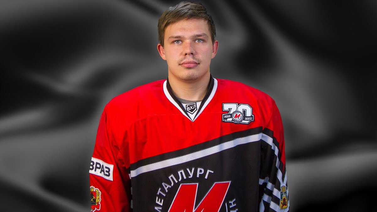 MetallurgNk's tweet photo. Долго не ждём и снова шайба в воротах!🔥 Савелий Малетин ворвался на пятак и сделал своё дело 😎

«Торпедо» 0:4 «Металлург» https://t.co/zURFamTuiX