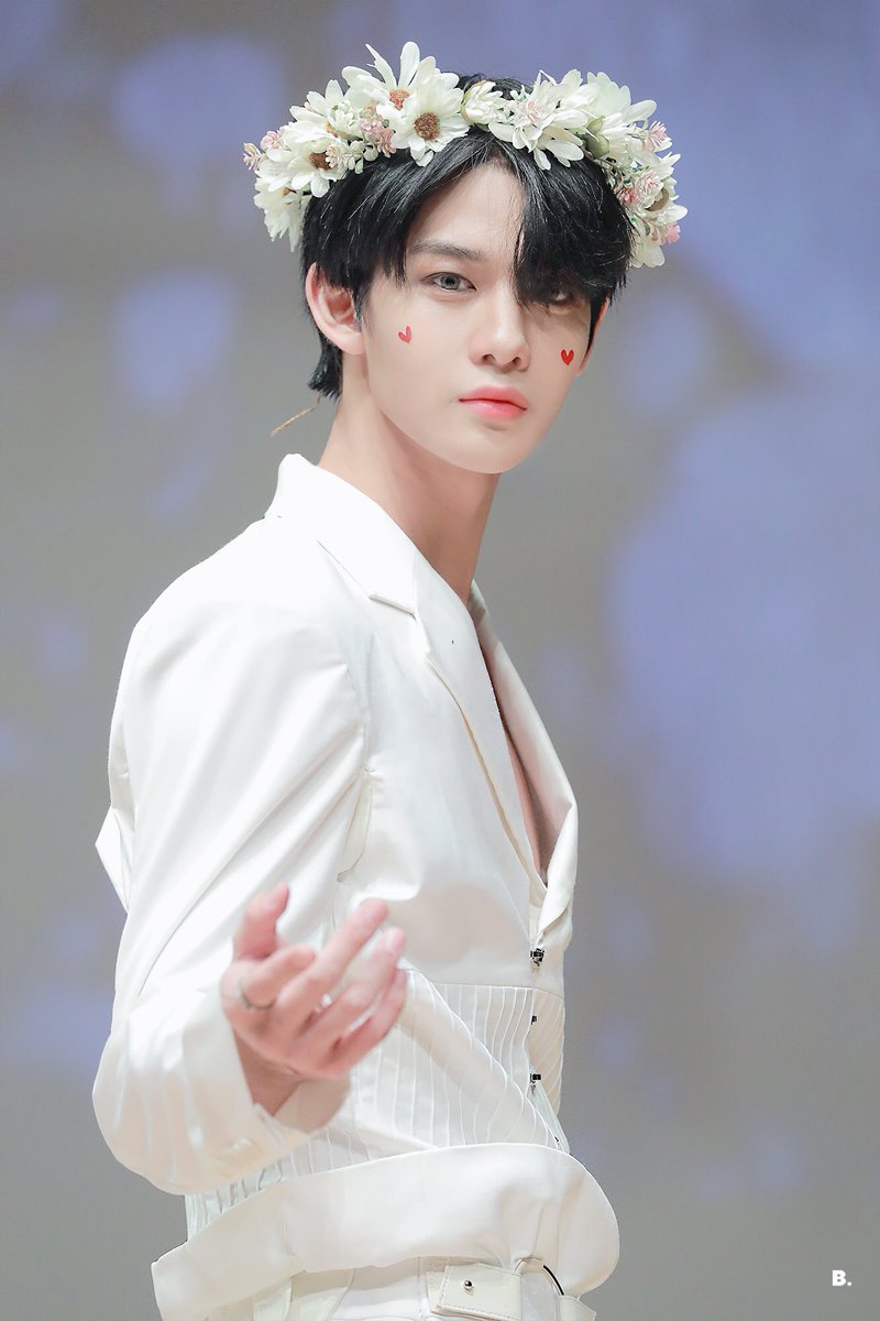 bbb_0510's tweet photo. 천사 . . 🕊
#배진영 #BAEJINYOUNG #CIX https://t.co/jK3atcUpDa