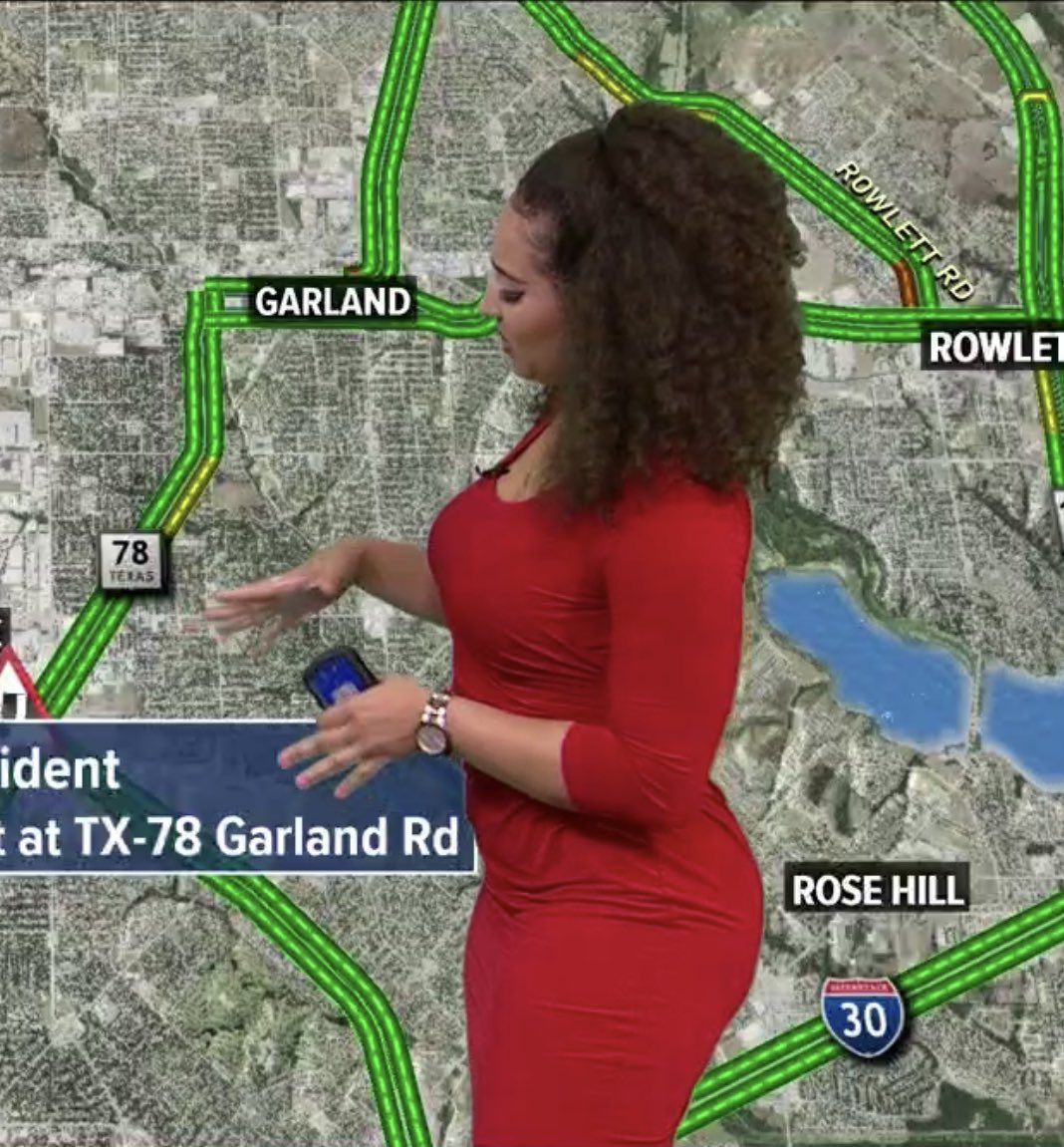Maj_Catastrophe's tweet photo. GM @DemetriaObilor Don’t you get sick & tired of ppl rubbernecking on the roadways? But then again, I bet that you see that all the time “Another day, another dollar” - Tupac #iamup😍 #HappyHumpDay🐪 #LadyInRed💃🏻 #TrafficBae🚦 #MissFashionista💁🏻♀️ https://t.co/dNKngjtbkz
