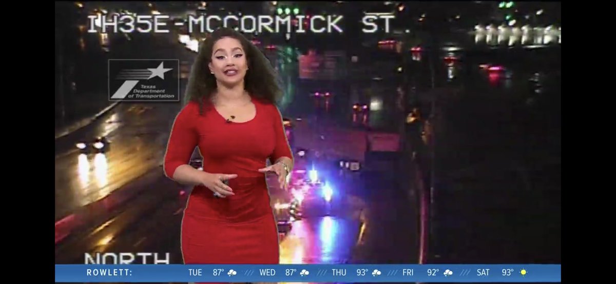 Maj_Catastrophe's tweet photo. GM @DemetriaObilor Don’t you get sick & tired of ppl rubbernecking on the roadways? But then again, I bet that you see that all the time “Another day, another dollar” - Tupac #iamup😍 #HappyHumpDay🐪 #LadyInRed💃🏻 #TrafficBae🚦 #MissFashionista💁🏻♀️ https://t.co/dNKngjtbkz