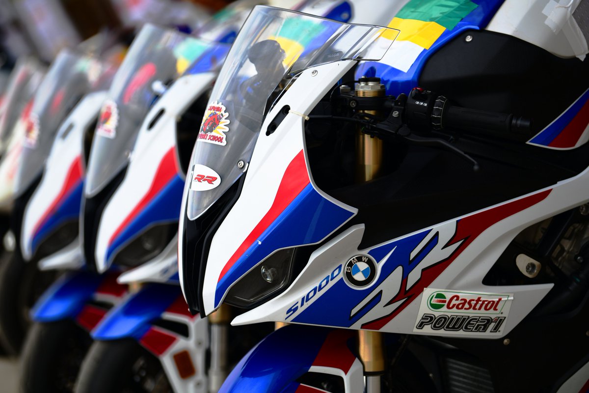 CSSinIndia's tweet photo. 3 Day Event (Aug 23rd, 24th & 25th)
#Vidiem #CSS #CaliforniaSuperBikeSchool #CSSIndia
#VidiemRacing
#CastrolPOWER1RACING #CastrolPOWER1atCSS #CastrolPOWER1 #Castrol
#TVSRacing #BmwMotorrad #PerformanceRacing #MMSC
#Racing #SuperbikeSchool #SuperBikes https://t.co/SolwkibCvX