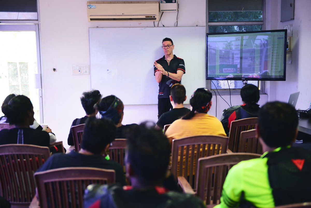 CSSinIndia's tweet photo. 3 Day Event (Aug 23rd, 24th & 25th)
#Vidiem #CSS #CaliforniaSuperBikeSchool #CSSIndia
#VidiemRacing
#CastrolPOWER1RACING #CastrolPOWER1atCSS #CastrolPOWER1 #Castrol
#TVSRacing #BmwMotorrad #PerformanceRacing #MMSC
#Racing #SuperbikeSchool #SuperBikes https://t.co/T4UEeiq922