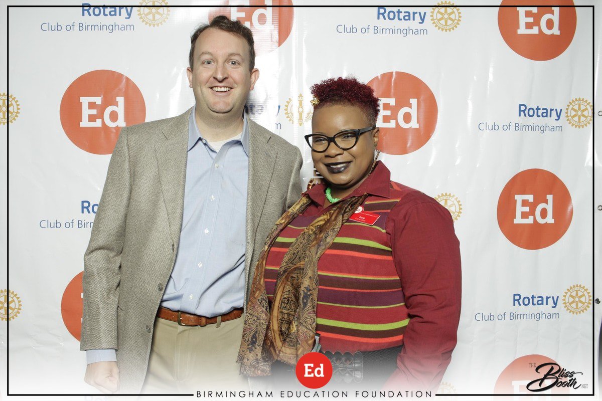forte1996's tweet photo. Wonderful Wednesday: Go and Grow with @JWCarpenter1979 and @IAmEdBirmingham this school year! #WhoisEd #IAmEd #WeareEd https://t.co/Ebav2miEDU