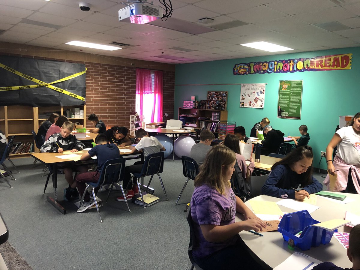 JPullano2292's tweet image. Today we are celebrating our first personal narrative by doing a gallery walk and leaving positive feedback for our classmates! #unitsofstudy #writing @ActonMS_AVID