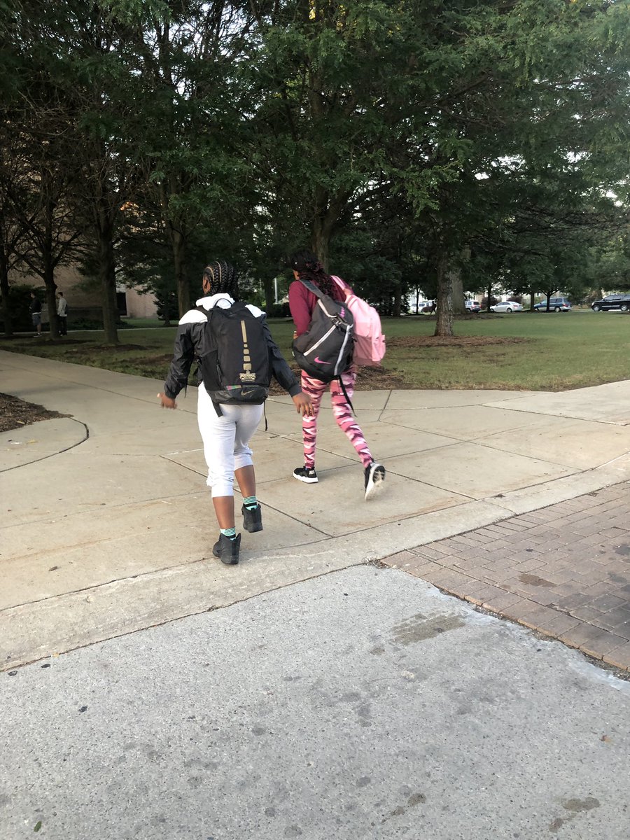 And just like that these cool lil chicks from the west side started high school. <a href="/Samyiah9/">Samyiah Jefferson “Tiny4”</a> and <a href="/ParisBass0/">Paris Bass</a> c/o 2023 are officially in the building. #ProudMommy <a href="/DBass313/">Davia Bass</a>