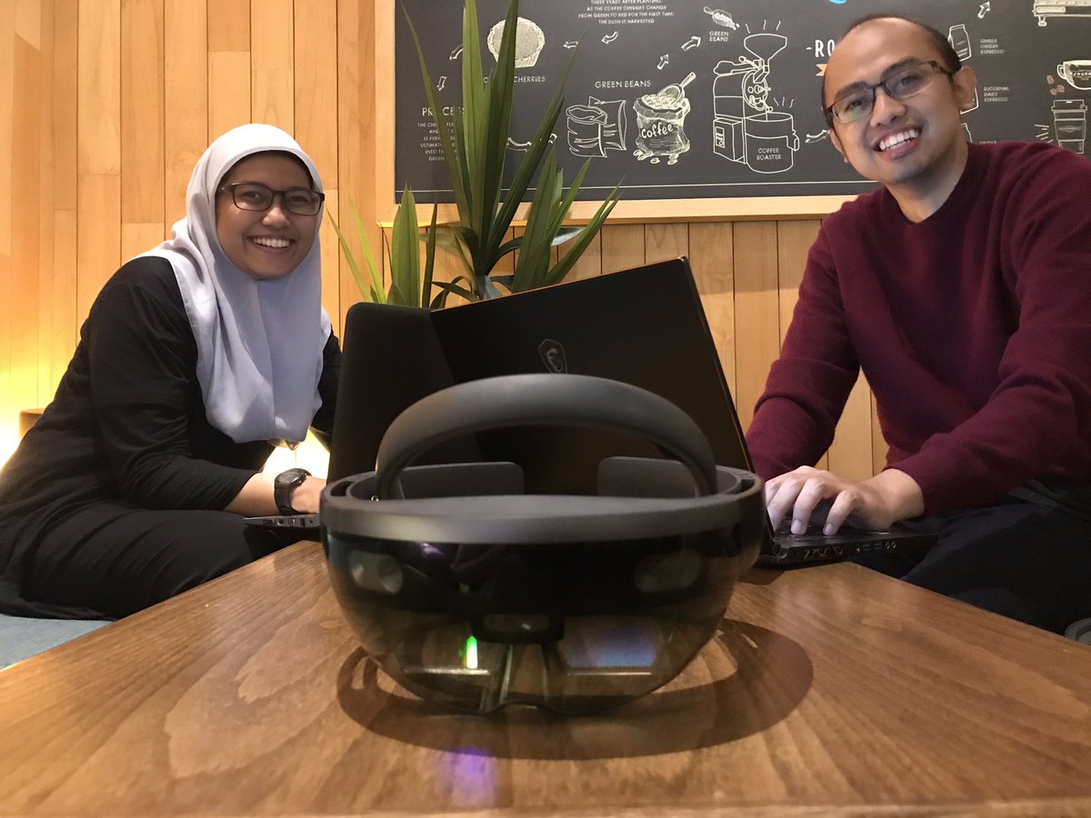 donasarkar's tweet photo. Turns out the lack of #DigitalTransformation due to employees not having the adequate tech skills in the biggest problem companies in SE Asia are facing. Iโm telling the story of how @Winowince & @adityosnrost are bringing Cloud +#MixedReality to #Jakarta with #InsiderUp meetups! https://t.co/LC4uWr0icF