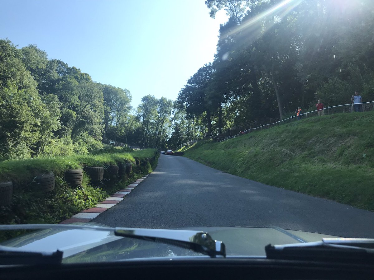 MariotheMini's tweet photo. @MariotheMini had a great day @shelsleywalsh mini 60 day on Sunday, even getting to drive up the hill in a cavalcade with all the other minis. Superb day &amp; superb weather what a great way to celebrate the 60thbirthday of the mini. 🚗🎁🎂☀️ https://t.co/rZUpW6UVfB