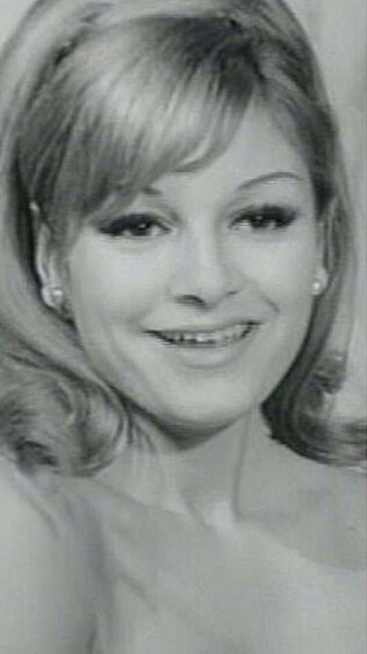 Ajda Pekkan Ilk Hali