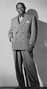 de_archive's tweet photo. In the 1940s, British Guyanese Actor Robert Adams founded the Negro Repertory Arts Theatre as a way to showcase Black talents.  Join our Black Actors Workshop on 7th September 2019 @ lewisham Art House Gallery to continue the legacy!  Email decolonisingthearchiveoffice@gmail.com. https://t.co/7vRx0X8qVJ