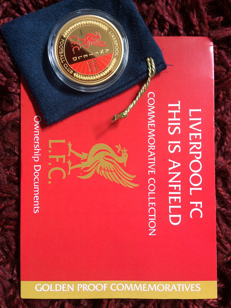 UAkhtar19's tweet photo. @LFC @LFCRetail #YNWA #Champions Fully layered in pure 24-carat gold.. https://t.co/ZU7MhZ2wJm