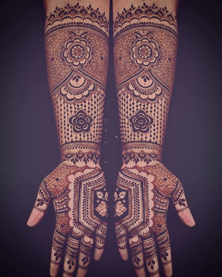 DesignsMehandi's tweet photo. Explore the extraordinary Bridal Mehndi Designs by our Artist Devaky Dharan for your Special Occasions.

Collect 100+ Mehndi Designs on https://t.co/7aKQYdWmyQ

#mehndi #mehndiartists #mehndidesigns #art #heena #original #marriage #bridal #religious #designs #occasion https://t.co/pwfTPRaquL