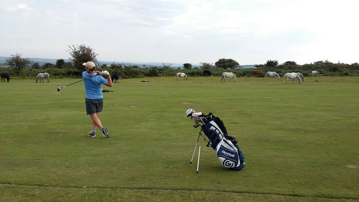 MrEdwardLight's tweet image. Returned with my bro to our golfing roots @Yelvertongolf,  Dartmoor. The usual fun avoiding the wildlife! Round in 2hrs 55, course in superb shape. Fun, natural golf, still some strong holes witholding today's technology. Great to be back. @AlanShipnuck you'd love it.