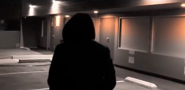 Rina フード被った後ろ姿までカッコいい 浜田省吾 凱旋門 T Co Uhdqwcdu1w Twitter