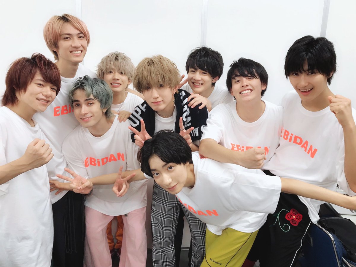 Supdra_staff's tweet photo. 2019.8.28
『EBiDAN THE LIVE 2019〜Summer Party〜』
DAY1ありがとうございました！

[SETLIST]
M1. Don't Let Me Down
M2. Strike Up The Band

シャッフルユニットは"萌特急"にジャンが出演！
明日もお楽しみに!!

21:00〜本日のライブをリピート配信🎥
https://t.co/T1UyUJTZXI #スパドラ https://t.co/eE5uccao8r