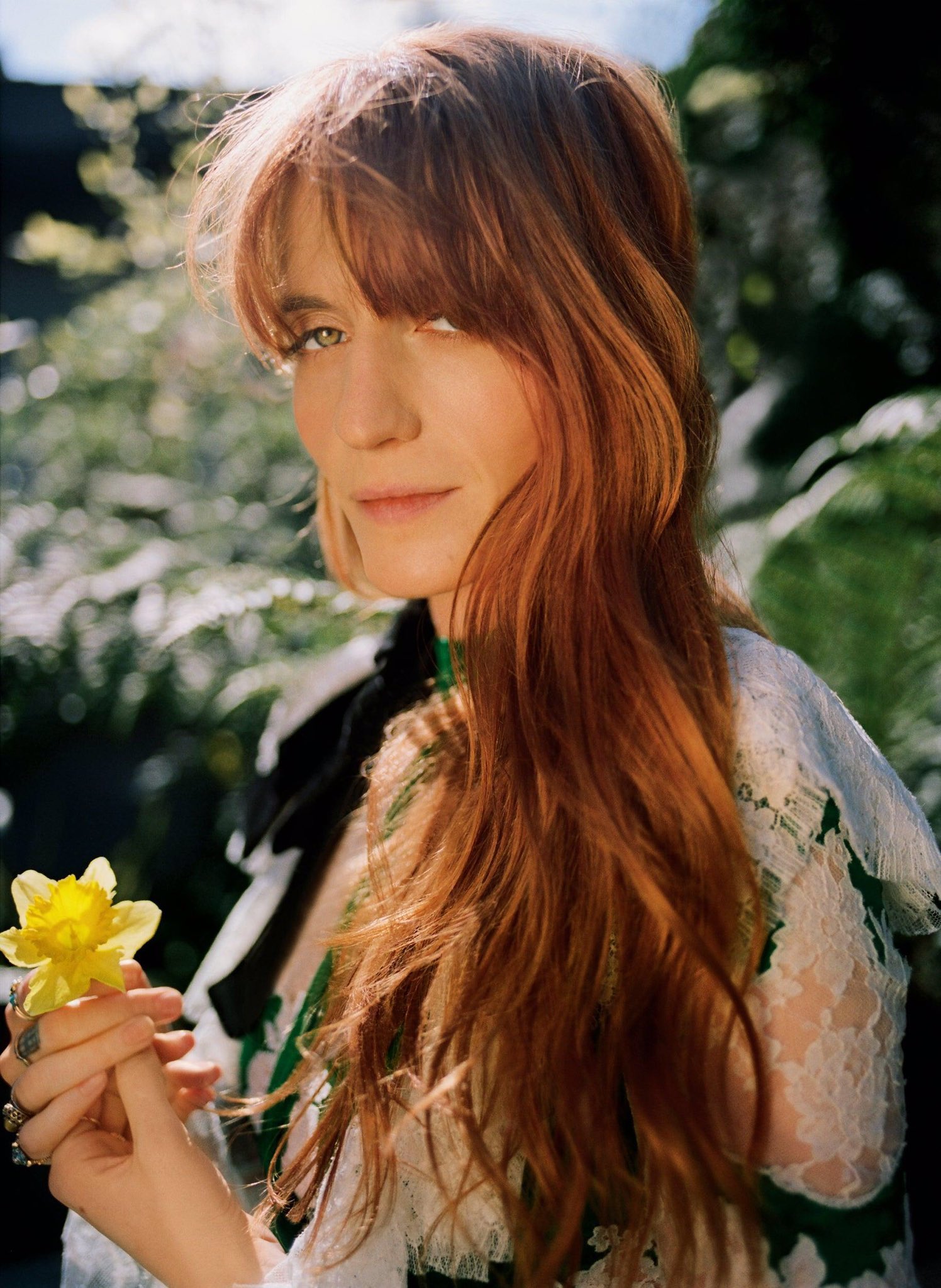 Happy birthday to the beautiful singer/songwriter and all round beautiful soul, Florence Welch   