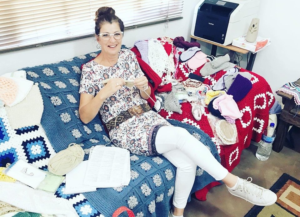 SwellendamS's tweet photo. GET HOOKED! on Knitting and Crochet Workshop.
This was a casual, relaxed, interactive course run by 3 ladies Anelma, Sanita and Cecily, who are passionate about the crafts and who assisted the participants where needed. 
#winterschool #knitting #crocheting #gethookedonknitting https://t.co/Y8aJGBZqVG