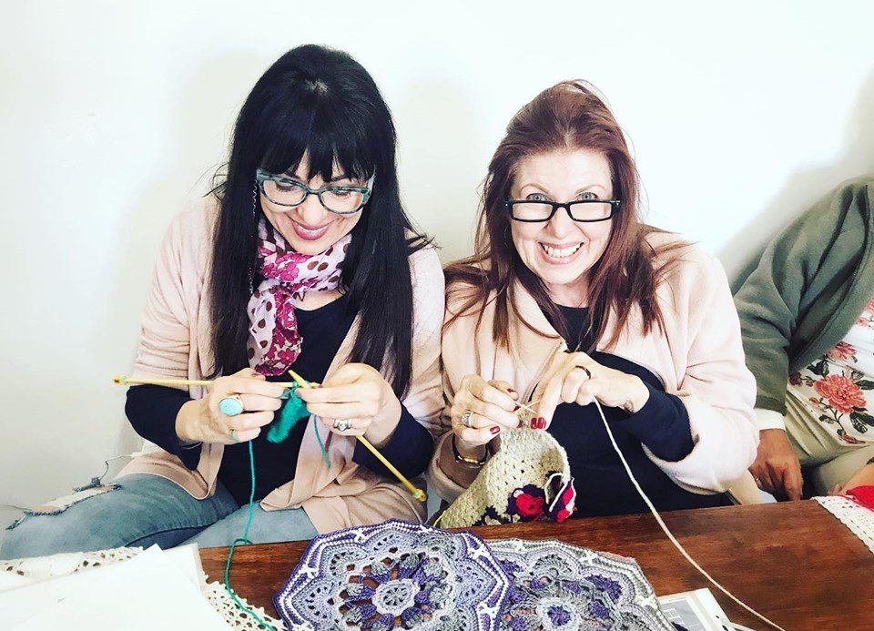 SwellendamS's tweet photo. GET HOOKED! on Knitting and Crochet Workshop.
This was a casual, relaxed, interactive course run by 3 ladies Anelma, Sanita and Cecily, who are passionate about the crafts and who assisted the participants where needed. 
#winterschool #knitting #crocheting #gethookedonknitting https://t.co/Y8aJGBZqVG
