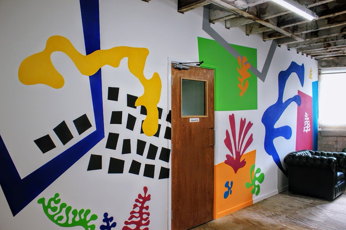 CMDNCollective's tweet photo. Our amazing mural here at #Collective #AuctionRooms! This mural was created by #CollectiveMembers as part of our #My2Hrs scheme π Members donate 2 hrs of their time per month to improve the hub; this can be anything from painting a mural to food donations for the kitchens β¨ https://t.co/XGO0sB7wUR
