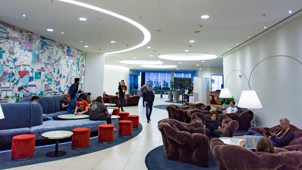 GolangPiter's tweet image. Golang Piter Piter Conference will take place in a 4 star hotel Crowne Plaza
For all participants there will be lunches, coffee breaks, BoF zone and exhibition zone
We'll be happy to see you in St.Petersburg and will try to make your visit effective and comfortable🤓 #golangpiter