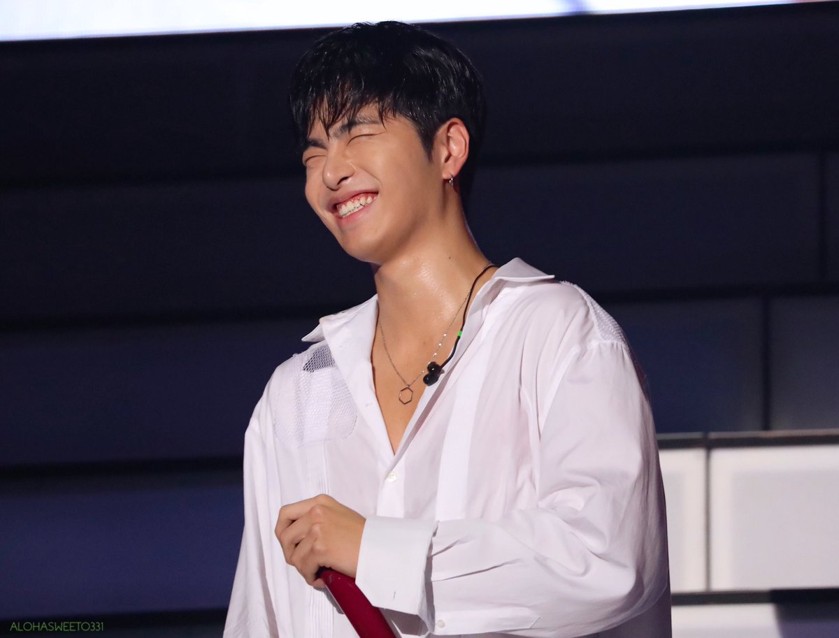 ALOHASWEET0331's tweet photo. 언제나 행복한 시간을 고마워 ♡
사랑해요 ♡♡

I made some great memories on this day.That became an unforgettable memory for us.

Thank you for supporting me for such a long time. I appreciate all you do.

I love you all❤️

#iKON #아이콘 #준회 #구준회
#junhoe #ジュネ

📷190825 https://t.co/uaRAU89Zm9