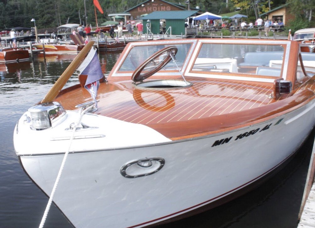 VermilionNews's tweet photo. 29th Annual #LakeVermilion Antique Boat Show this Sunday at @TheLandingLV🛶⛵️🚤🛥🚢⛴🛳 https://t.co/JRZNvoaOSt https://t.co/LwwXoGBgXW