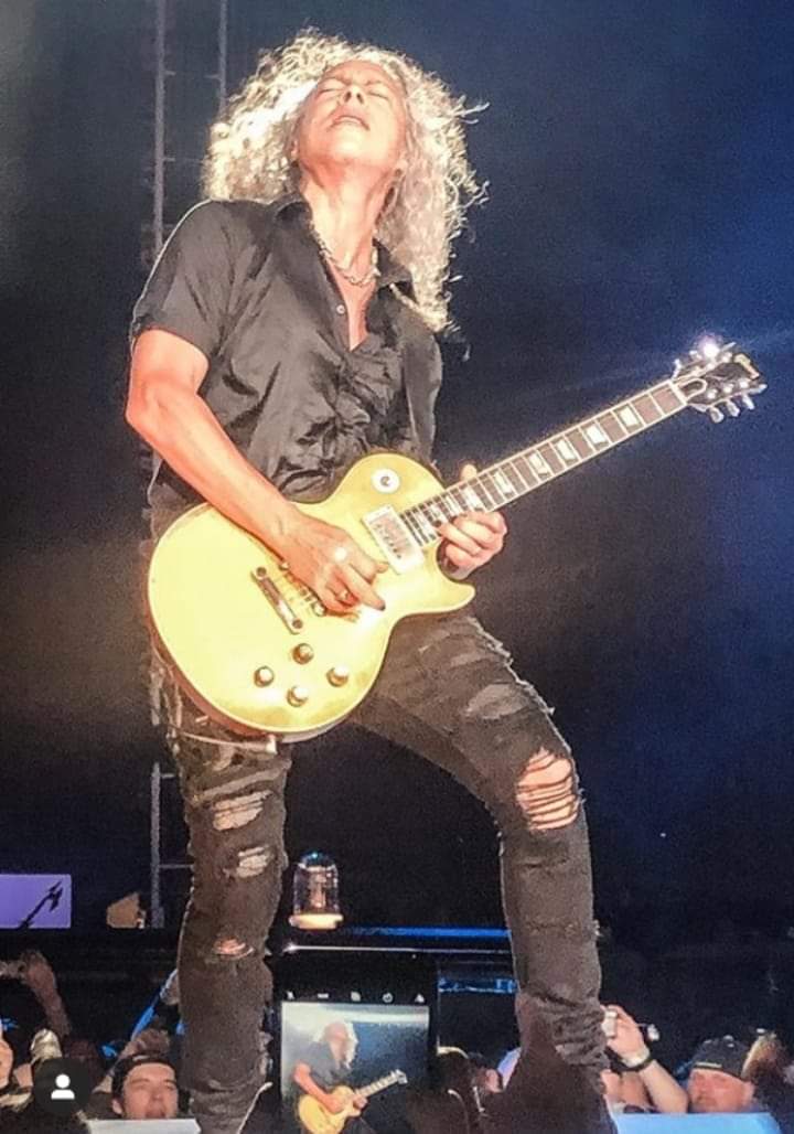 orphe666's tweet photo. #Metallica #KirkHammett #metinmannheim 🤘🤘🤘🤘🤘 https://t.co/ik0wl0lq6H