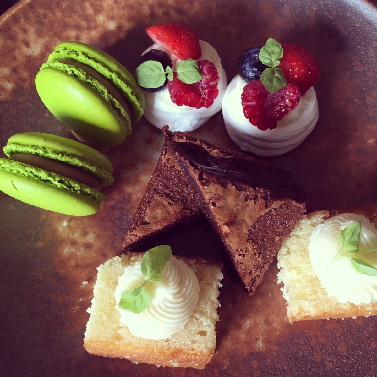 TheNorfolkMead1's tweet photo. Great filming with @ArchantVideo this morning! Onwards to the EAT Norfolk Food & Drink Awards on 9 September when we’ll find out if we’ve won Best Afternoon Tea ☕️🍰🥂🤞#nfada #afternoontea #fingerscrossed #awards #video #filming #norfolk 📸🤩 https://t.co/0tbTaffedv