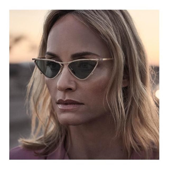 ModaOptic's tweet image. Amber wearing the NIKI by @JacquesMarieMage
.
#modaoptic #modastyle #rockville #maryland #vision #glasses #eyeglasses #buyindependent #eyewear #beunique #luxuryeyewear #washingtondc #washington #dc #independent #optician #shoplocal #shopsmall #optical #i… ift.tt/2KZCkus
