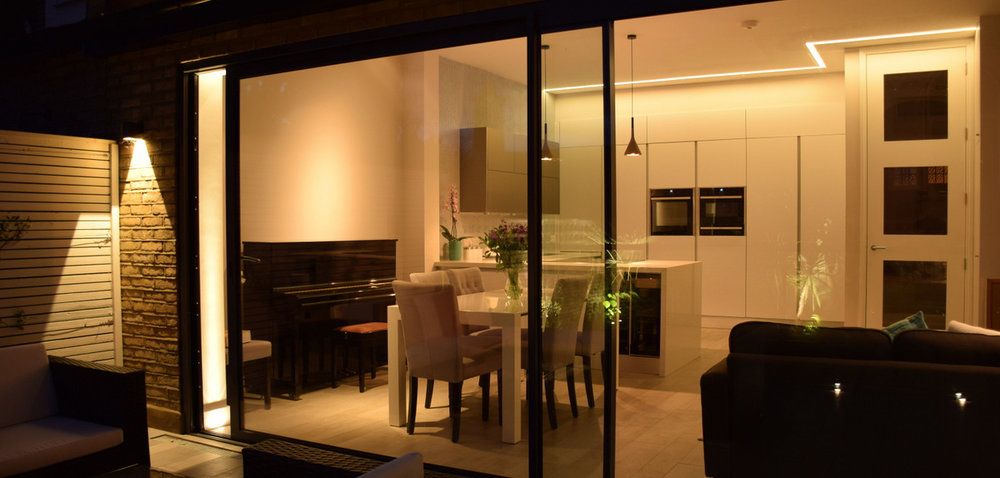 ember_ltd's tweet photo. Did you know we offer a no-quibble return policy for any faulty products, which not only gives you peace of mind, but ensures any delays are kept to a minimum https://t.co/j4imft47C7 #lighting #contractors #interiordesign #building #lightingsupplier #lightingdesign https://t.co/rmV8s1dmMk