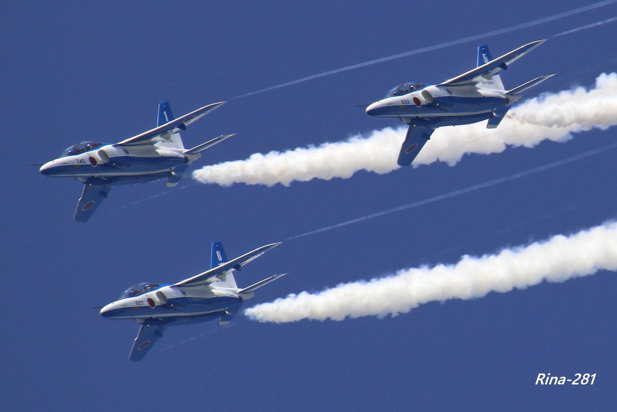 Rina 281 松島基地航空祭午前のブルーインパルス訓練飛行 午前のフライトリーダーはgonさんでした 松島基地航空祭19 松島基地 航空自衛隊