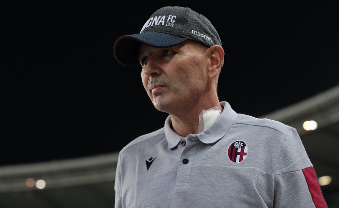 ¡Buenas noticias!

Sinisa Mihajlovic fue dado de alta del hospital Sant'Orsola después de completar el primer ciclo de quimioterapia.

El hospital boloñés informó que el entrenador se encuentra en "buenas condiciones".