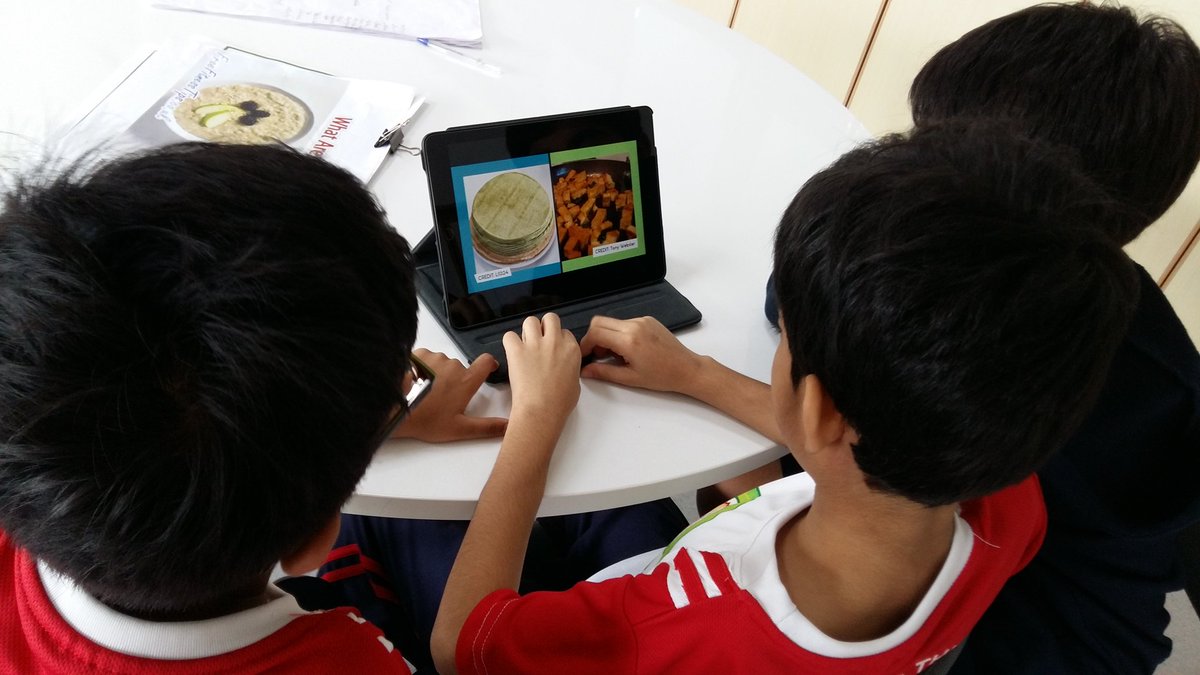 AksPagar's tweet photo. Learning at ease #foodgroups  #balancedlifestyle discuss and discover #whoweare @nehapeddi @shamal_merchant @ois_primary https://t.co/sXpkt8tlIQ