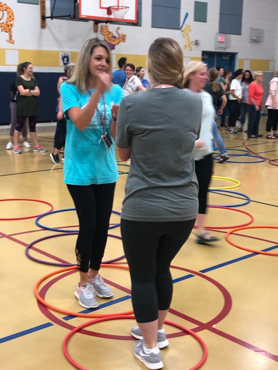 lottselementary's tweet photo. Here are more pictures from our staff team-building activity yesterday morning! #staffteambuilding  #awesometeam https://t.co/atmiAuwUuL