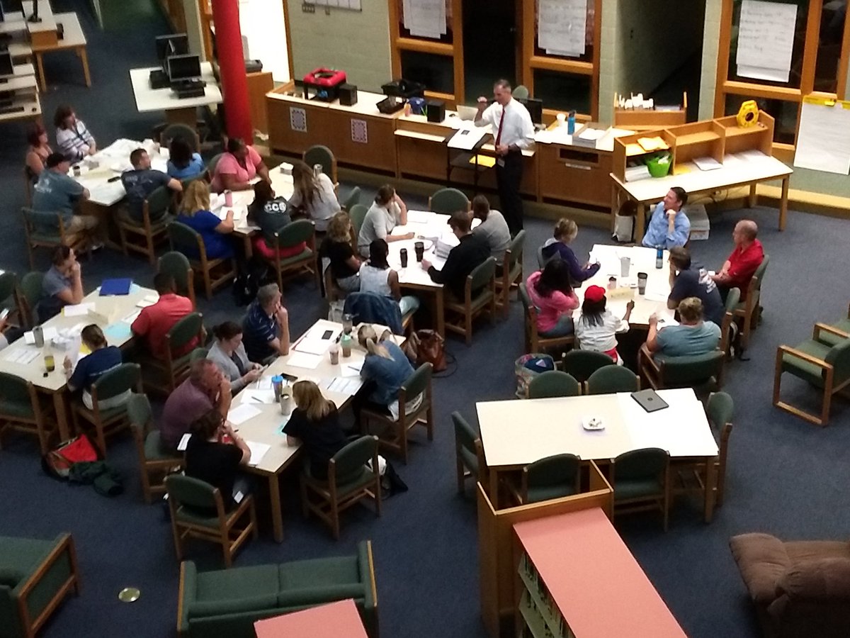 Middle school ELA, Math and Social Studies teachers engaged in Professional Learning at Plum Point Middle!  <a href="/calvertnet/">Calvertnet</a>